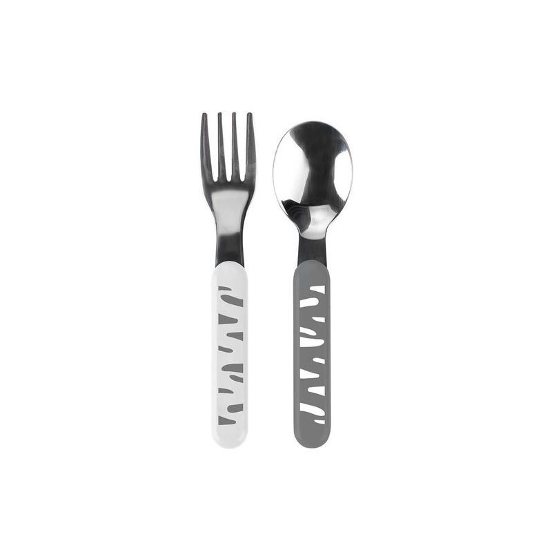 Roostevabast terasest lusikas ja kahvel