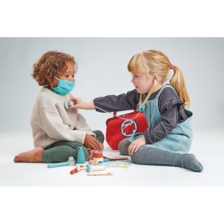 Arstikott aksessuaaridega