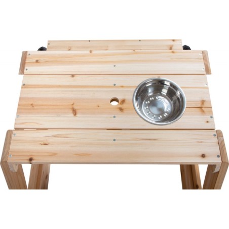 Liivakast istumisnurga ja mudalauaga