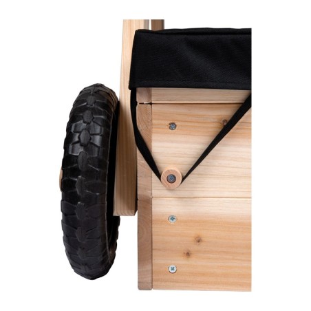 Liivakast istumisnurga ja mudalauaga