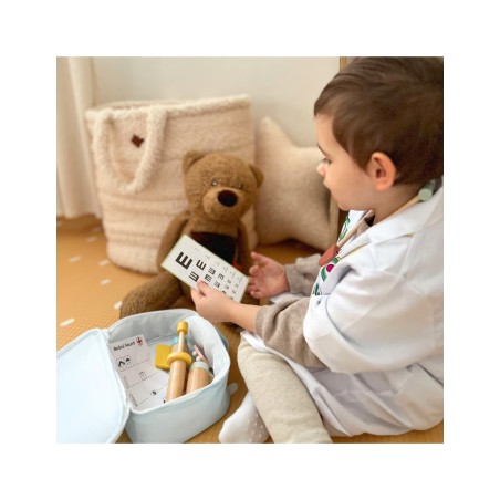 Mängu arstikohver aksessuaaridega