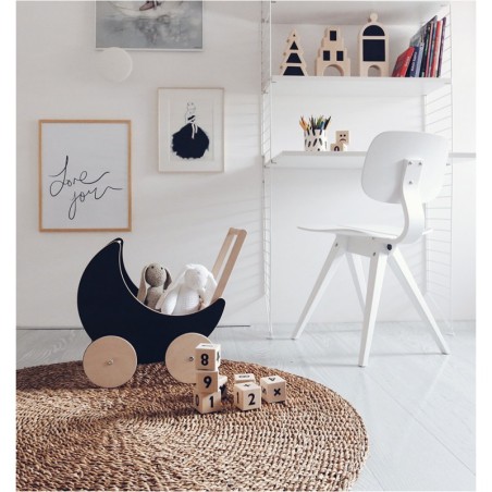 Nukuvanker, must tahvel