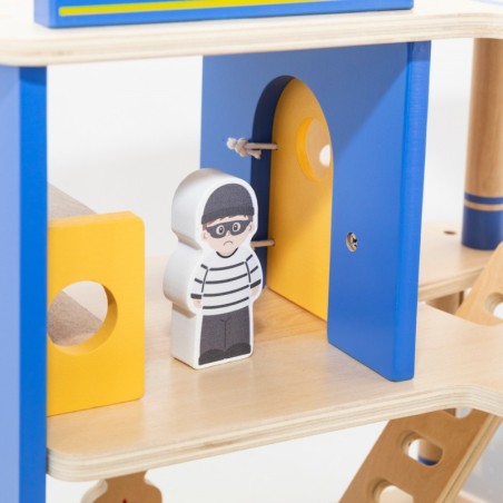 Puidust politsei jaoskond 3 taset 14 osa