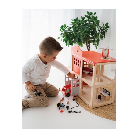 Suur puidust tuletõrje maja koos aksessuaaridega