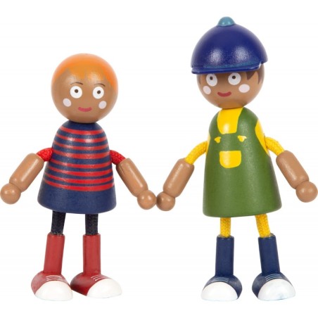 Painutavad nukkude pere koos ratastooliga