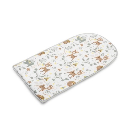 Velvet beebipesa metsaseiklus