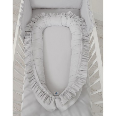 Beebipesa kroogitud äärega, hall