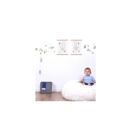 Seinakleebis puud ja majad