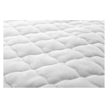 VOODI PEHMENDUS KARO LEND PILVEDES