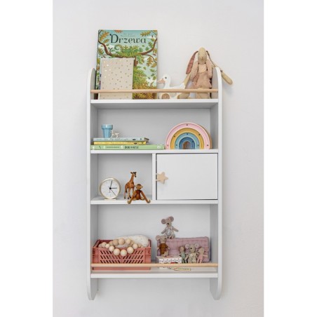 Lastetoa seinariiul valge