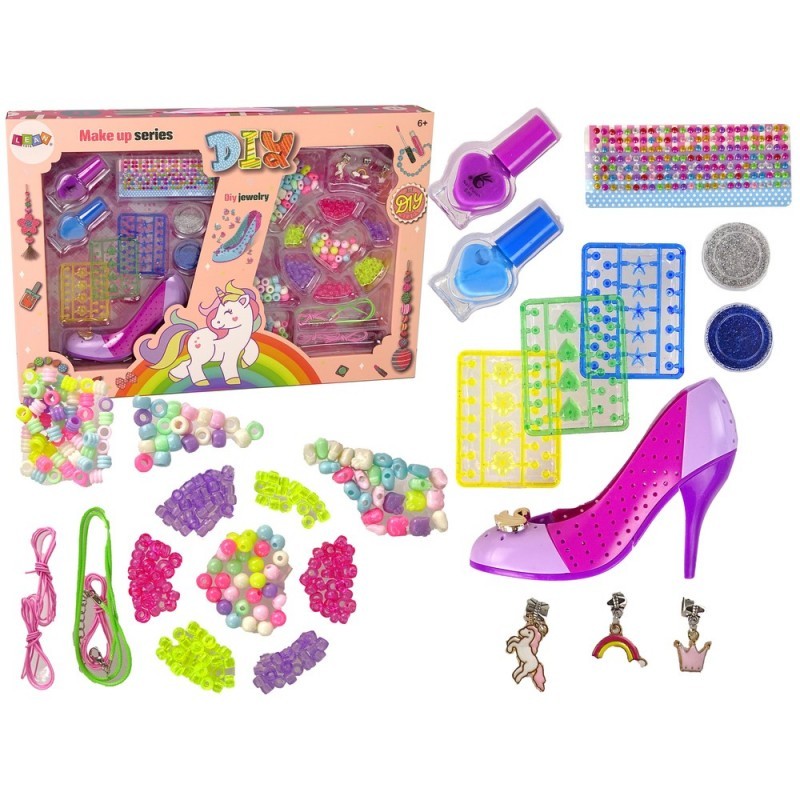 Värviline küünte ja ehete komplekt