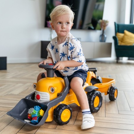 FALK Komatsu sõidutraktor koos ekskavaatori kopa ja haagisega