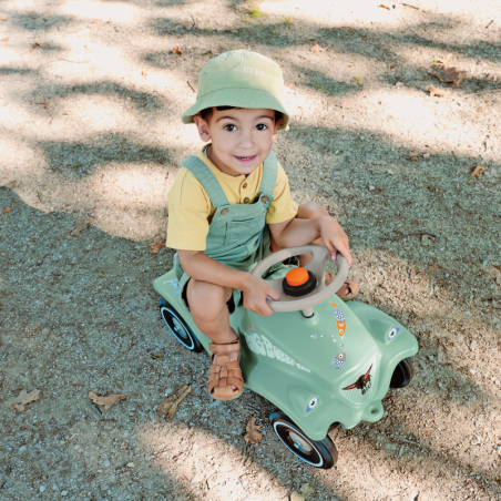 Pealeistutav tõukeauto