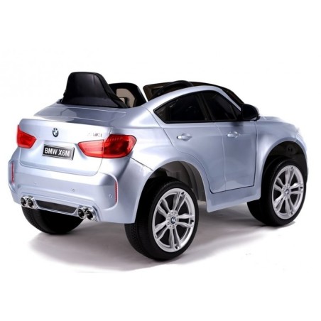 Elektriauto BMW X6 hõbedane