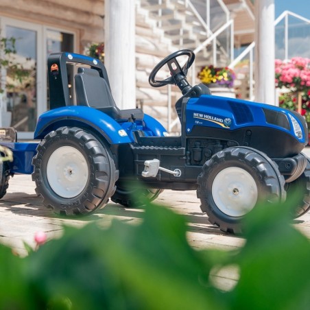 Pedaalidega laste traktor New Holland järelkäruga 3 aastasele