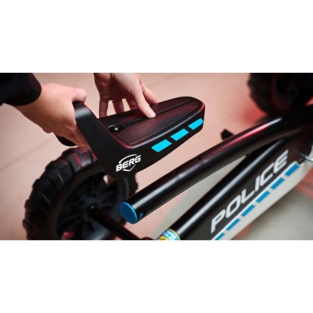 BERG Buzzy Politsei pedaalidega Gokart 2-5 a, kuni 30 kg Heli + tuled