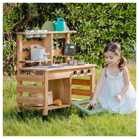 Laste puidust mudaköök kraanikausiga