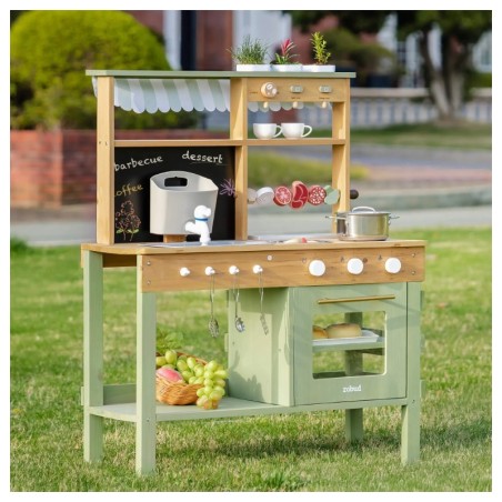 Puidust laste mänguköök õue, mudaköök