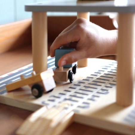 Puidust sadama kraana komplekt