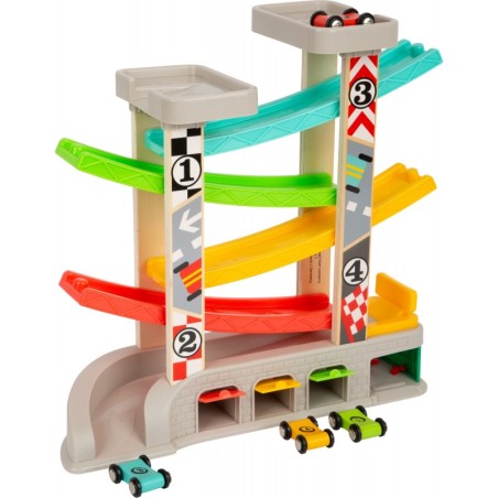 Parkimistasandi ja garaažidega võidusõidurada