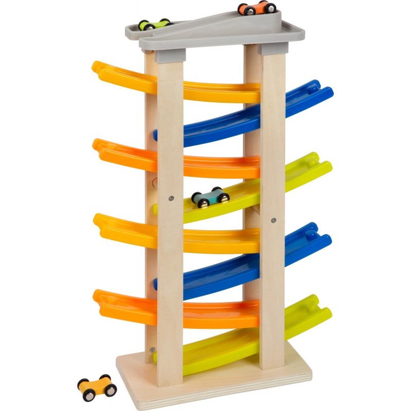 XL võidusõidurada koos parkimistekiga