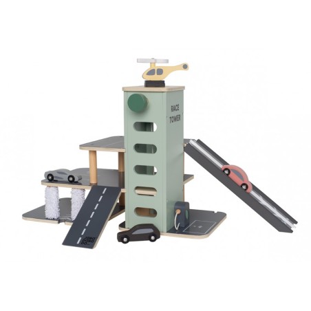 Puidust parkimismaja, pesula ja liftiga