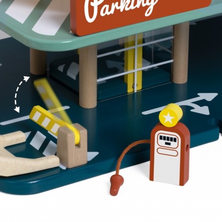 Puidust autoparkla pesula