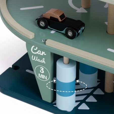 Puidust autoparkla pesula