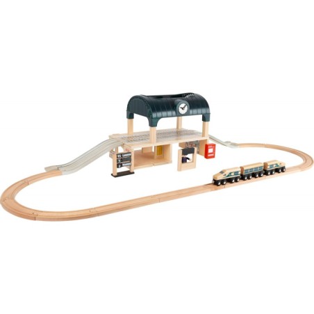 Raudteejaam koos tarvikutega