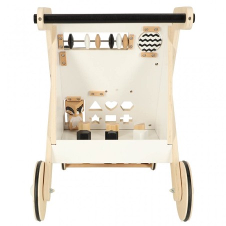 Puidust käimistugi tegeluskeskus